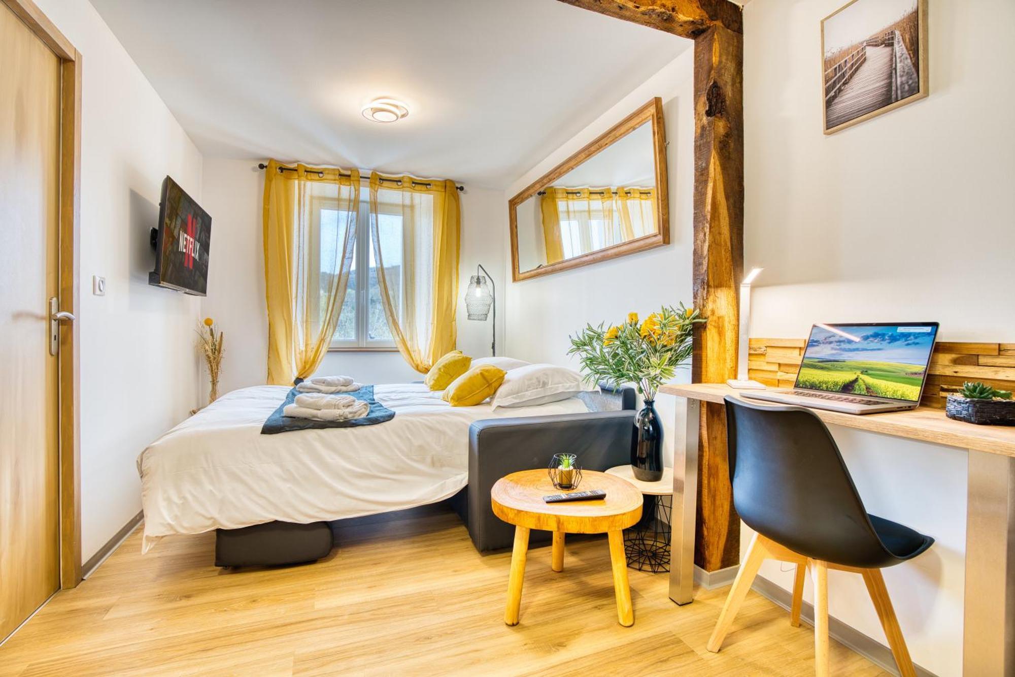 Ferienwohnung Les Hourtous Netflix Wi-Fi Fibre Terasse 4 Pers Banassac Exterior foto