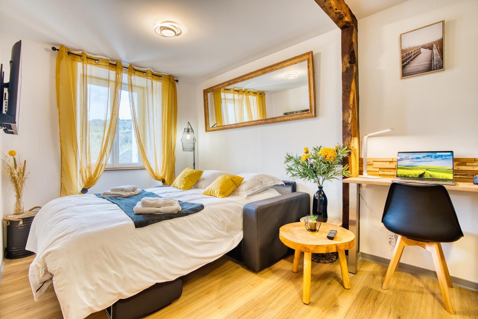 Ferienwohnung Les Hourtous Netflix Wi-Fi Fibre Terasse 4 Pers Banassac Exterior foto